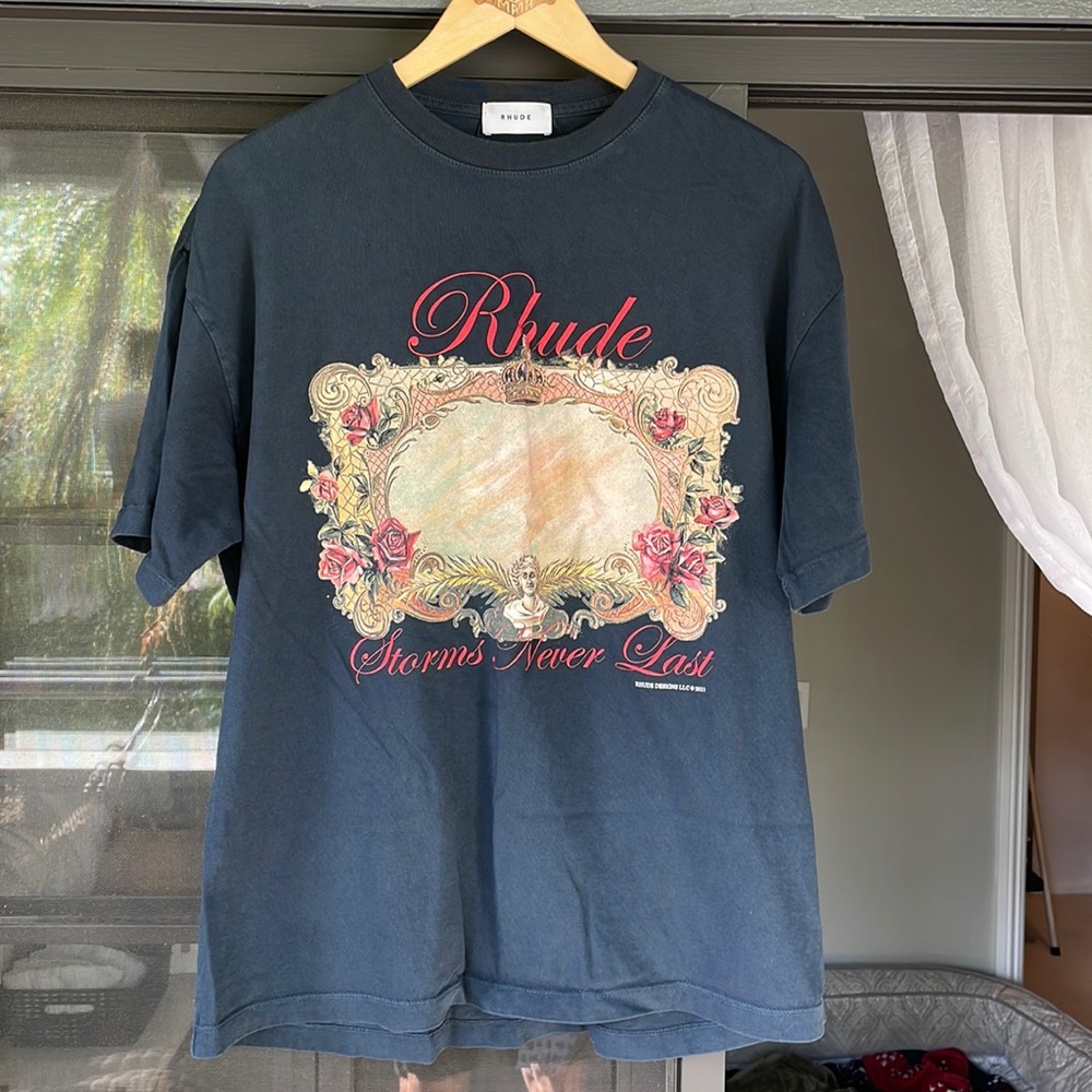 Rhude T shirt in dark navy blue. Size M